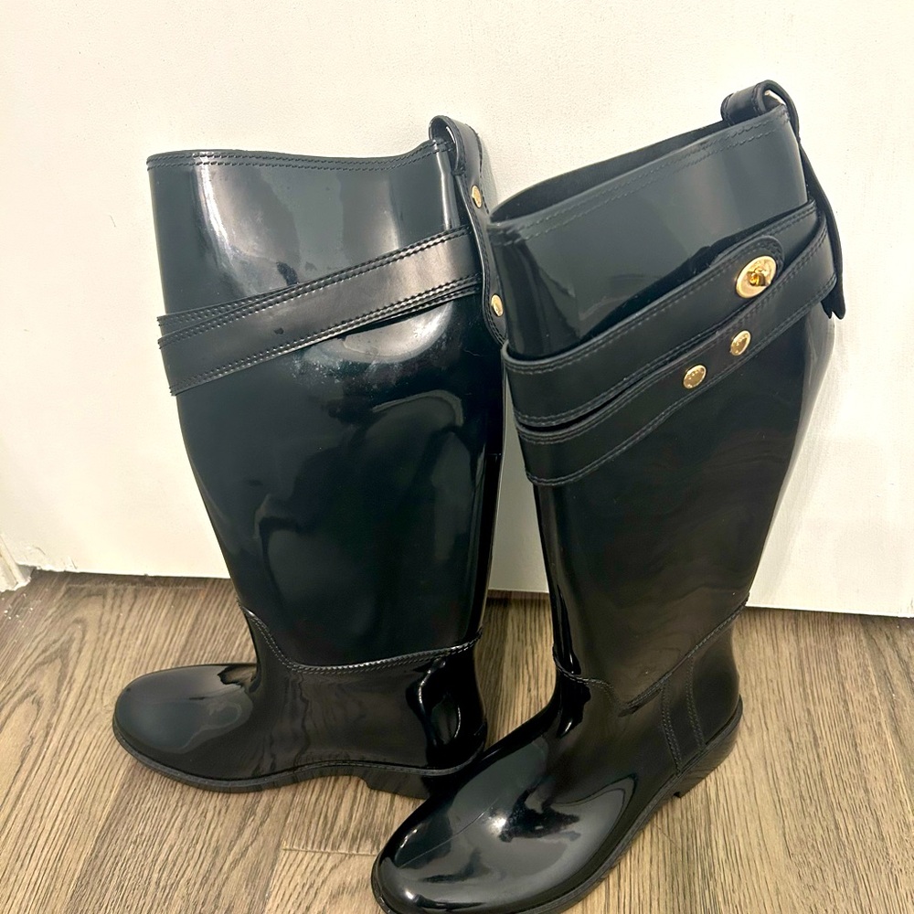 Coach Rain boots size 7. Light wear with plenty of rainy days left in them